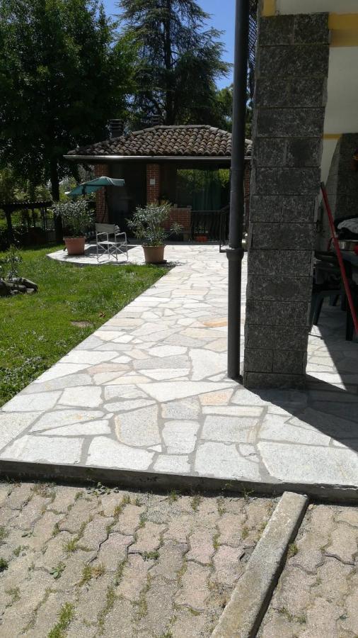 Villa Laura Incisa Scapaccino 外观 照片